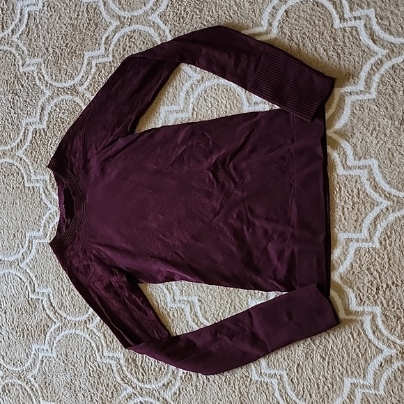 lululemon athletica Tops - EUC - Lululemon Rest Less Pullover in Garnet.